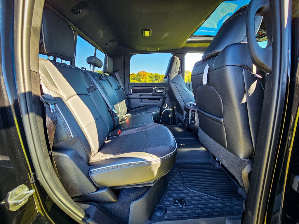 2027 RAM Ram 3500 RAM 3500 LARAMIE CREW CAB 4X4 8' BOX
