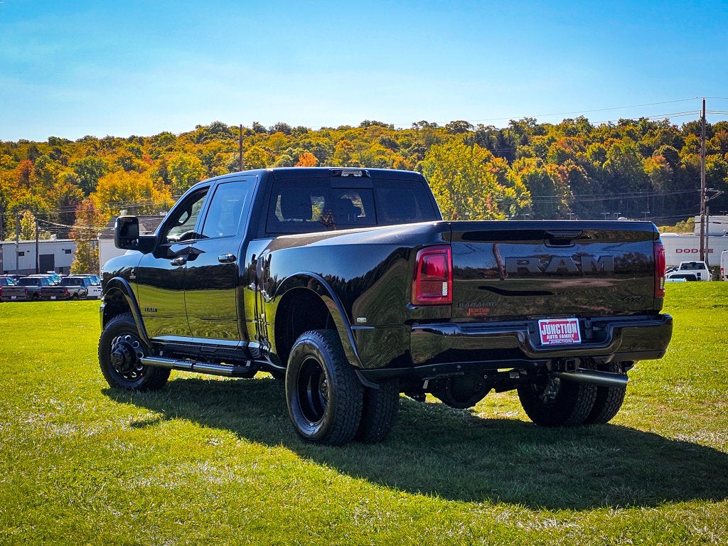 2027 RAM Ram 3500 RAM 3500 LARAMIE CREW CAB 4X4 8' BOX