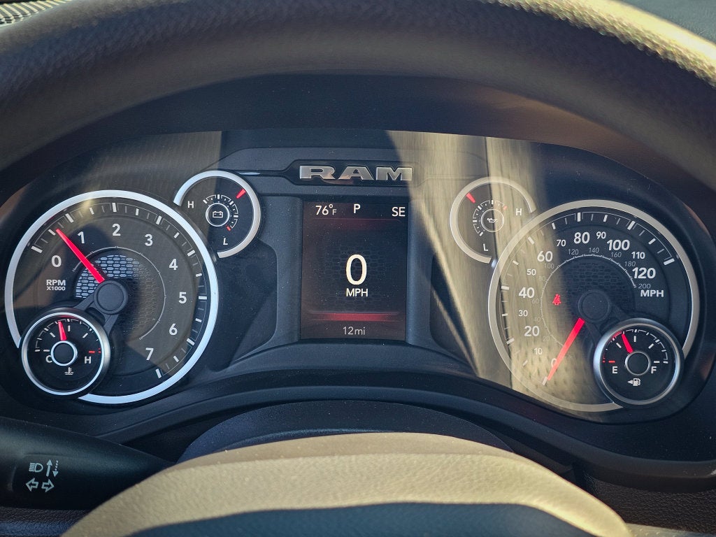2027 RAM Ram 1500 RAM 1500 BIG HORN CREW CAB 4X4 5'7' BOX