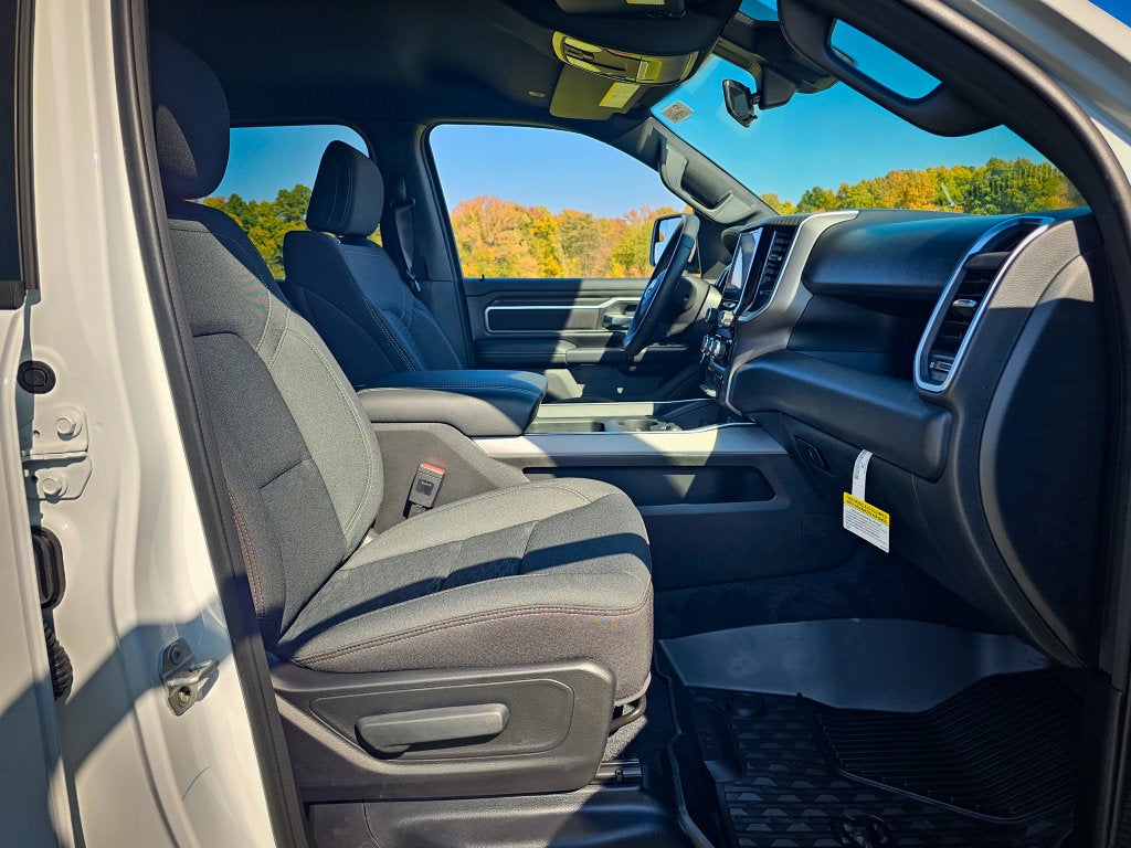 2027 RAM Ram 1500 RAM 1500 BIG HORN CREW CAB 4X4 5'7' BOX