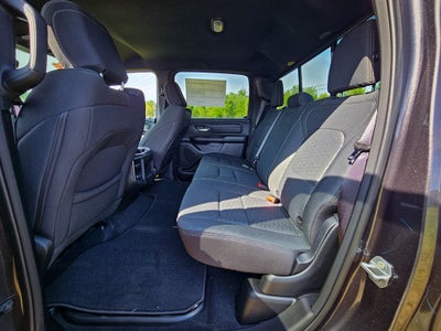 2026 RAM 1500 RAM 1500 EXPRESS CREW CAB 4X4 5'7' BOX