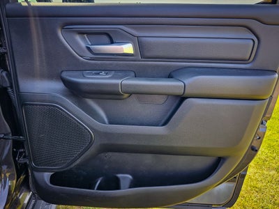 2026 RAM 1500 RAM 1500 EXPRESS CREW CAB 4X4 5'7' BOX