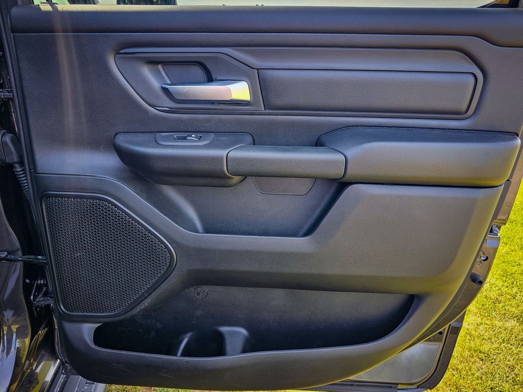 2026 RAM 1500 RAM 1500 EXPRESS CREW CAB 4X4 5'7' BOX