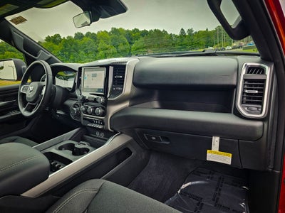 2026 RAM 1500 RAM 1500 EXPRESS CREW CAB 4X4 5'7' BOX