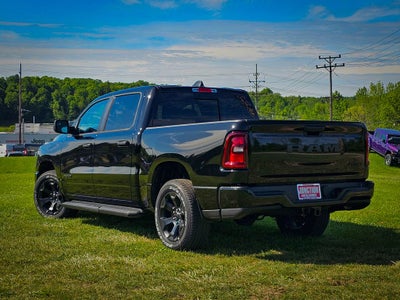 2026 RAM Ram 1500 RAM 1500 EXPRESS CREW CAB 4X4 5'7' BOX