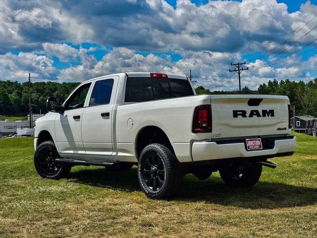 2026 RAM Ram 2500 RAM 2500 BLACK EXPRESS CREW CAB 4X4 6'4' BOX