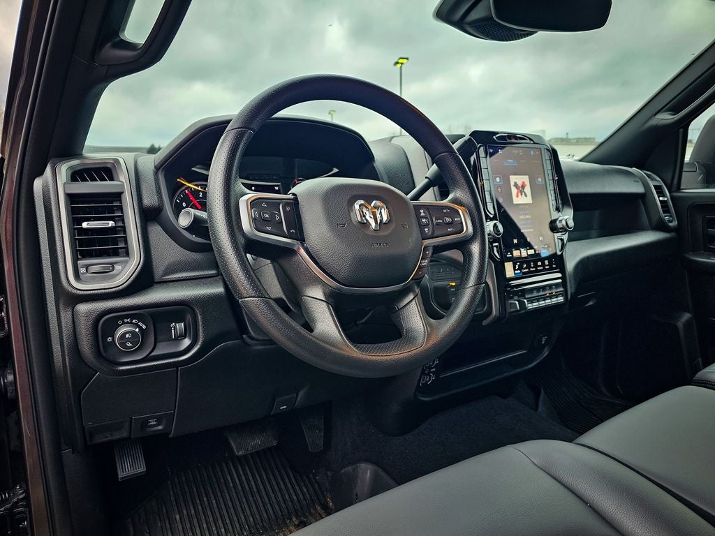 2025 RAM 2500 Tradesman Crew Cab 4x4 6'4' Box