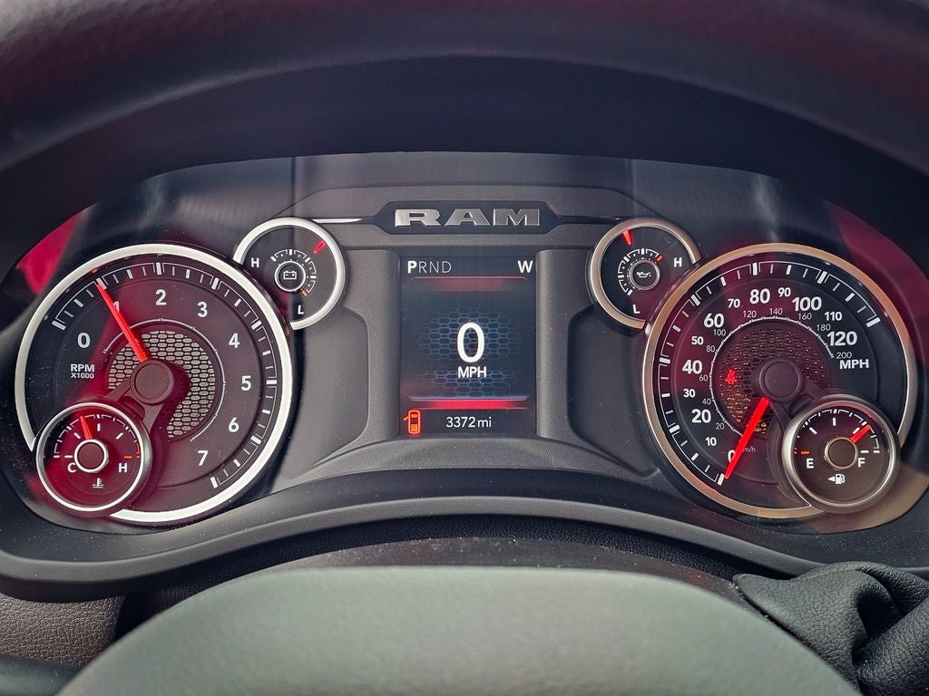 2025 RAM 2500 Tradesman Crew Cab 4x4 6'4' Box