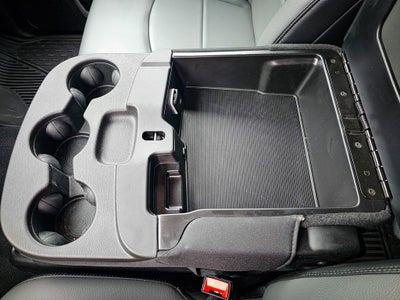 2025 RAM 2500 Tradesman Crew Cab 4x4 6'4' Box