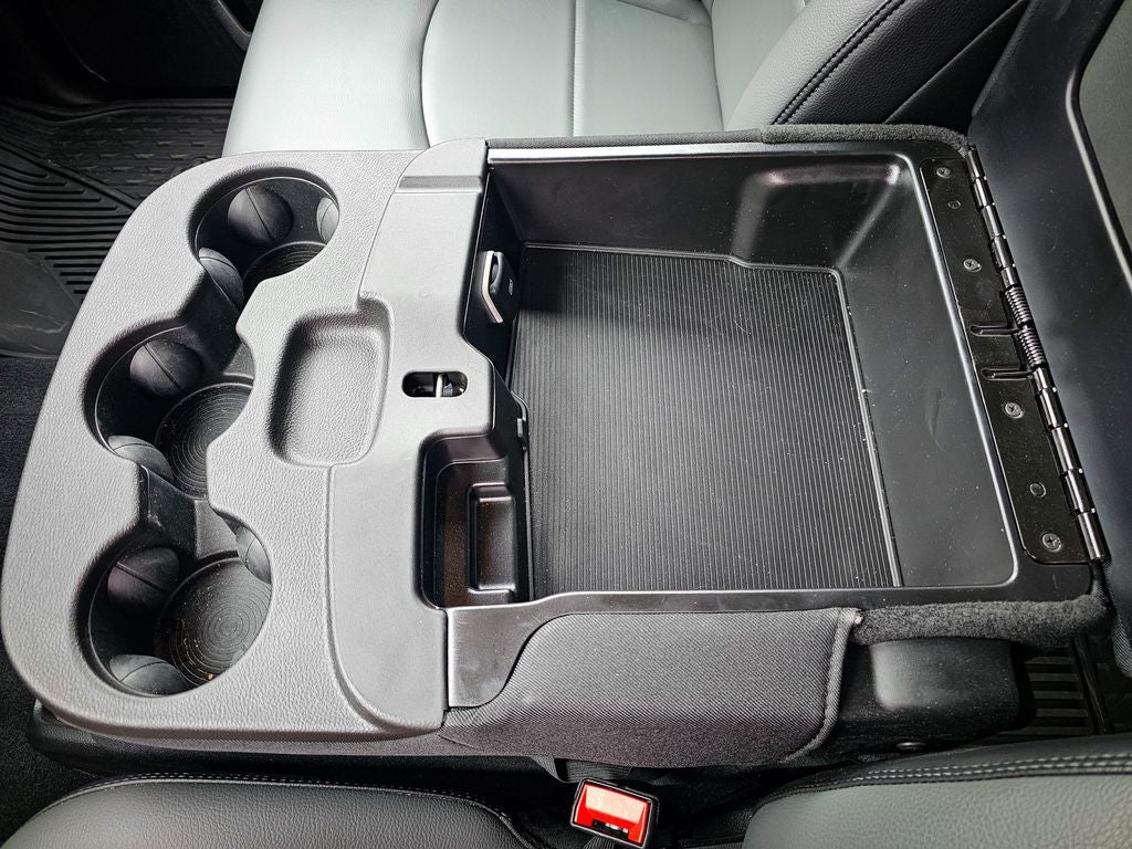 2025 RAM 2500 Tradesman Crew Cab 4x4 6'4' Box