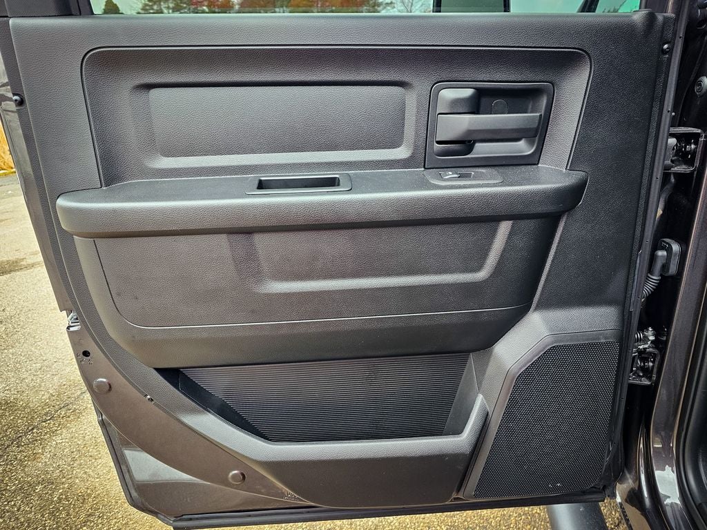 2025 RAM 2500 Tradesman Crew Cab 4x4 6'4' Box