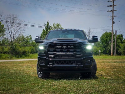 2026 RAM Ram 2500 RAM 2500 BLACK EXPRESS CREW CAB 4X4 6'4' BOX