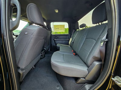 2026 RAM Ram 2500 RAM 2500 BLACK EXPRESS CREW CAB 4X4 6'4' BOX