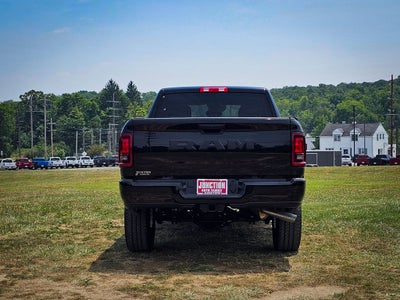 2026 RAM Ram 2500 RAM 2500 BLACK EXPRESS CREW CAB 4X4 6'4' BOX
