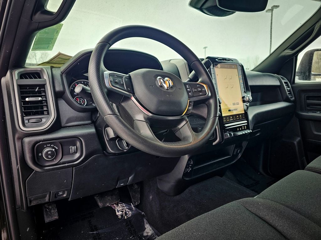 2026 RAM Ram 2500 RAM 2500 BLACK EXPRESS CREW CAB 4X4 6'4' BOX