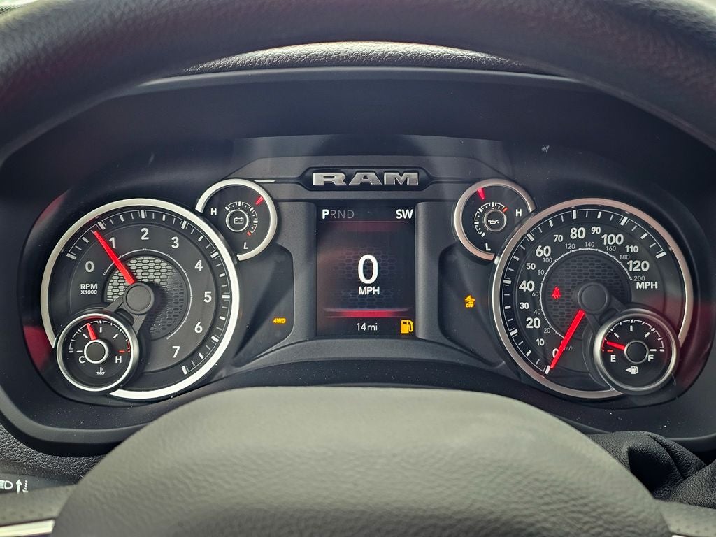 2026 RAM Ram 2500 RAM 2500 BLACK EXPRESS CREW CAB 4X4 6'4' BOX