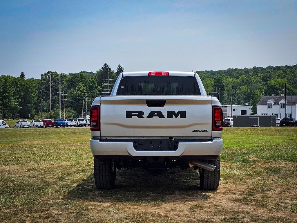 2026 RAM Ram 2500 RAM 2500 BLACK EXPRESS CREW CAB 4X4 6'4' BOX