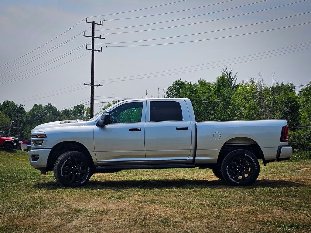 2026 RAM Ram 2500 RAM 2500 BLACK EXPRESS CREW CAB 4X4 6'4' BOX