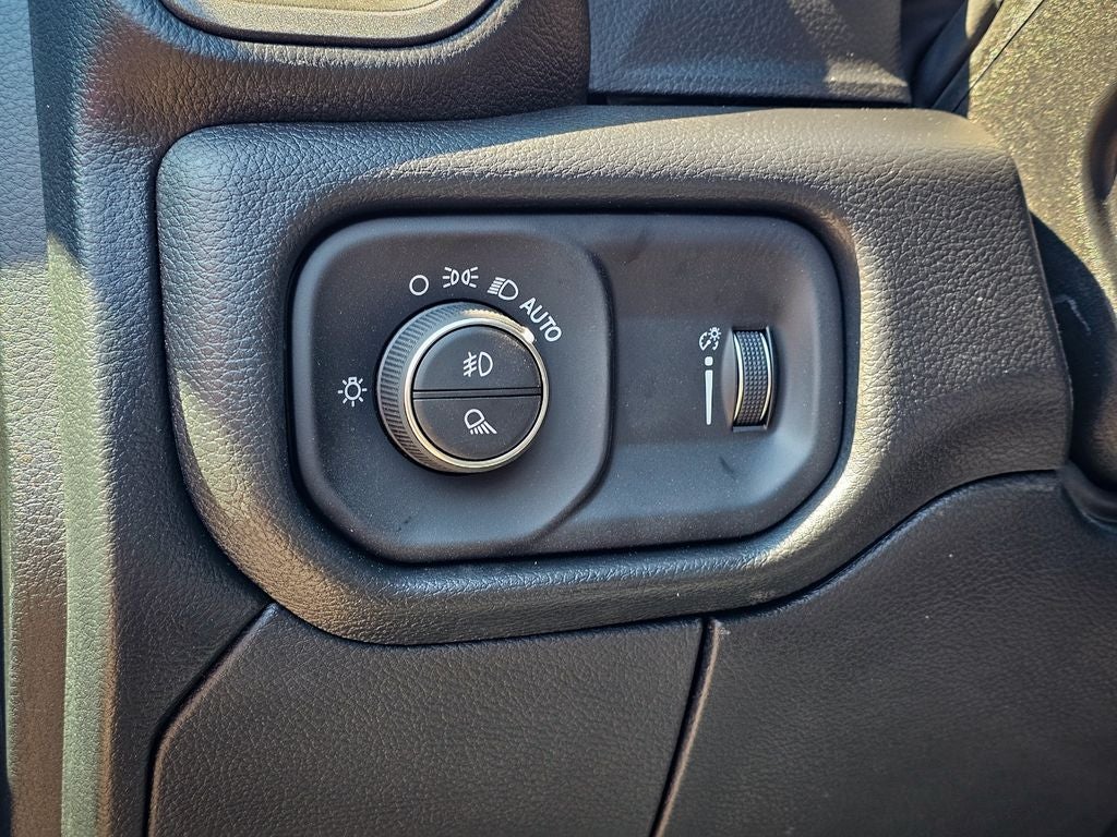 2026 RAM Ram 2500 RAM 2500 WARLOCK CREW CAB 4X4 6'4' BOX