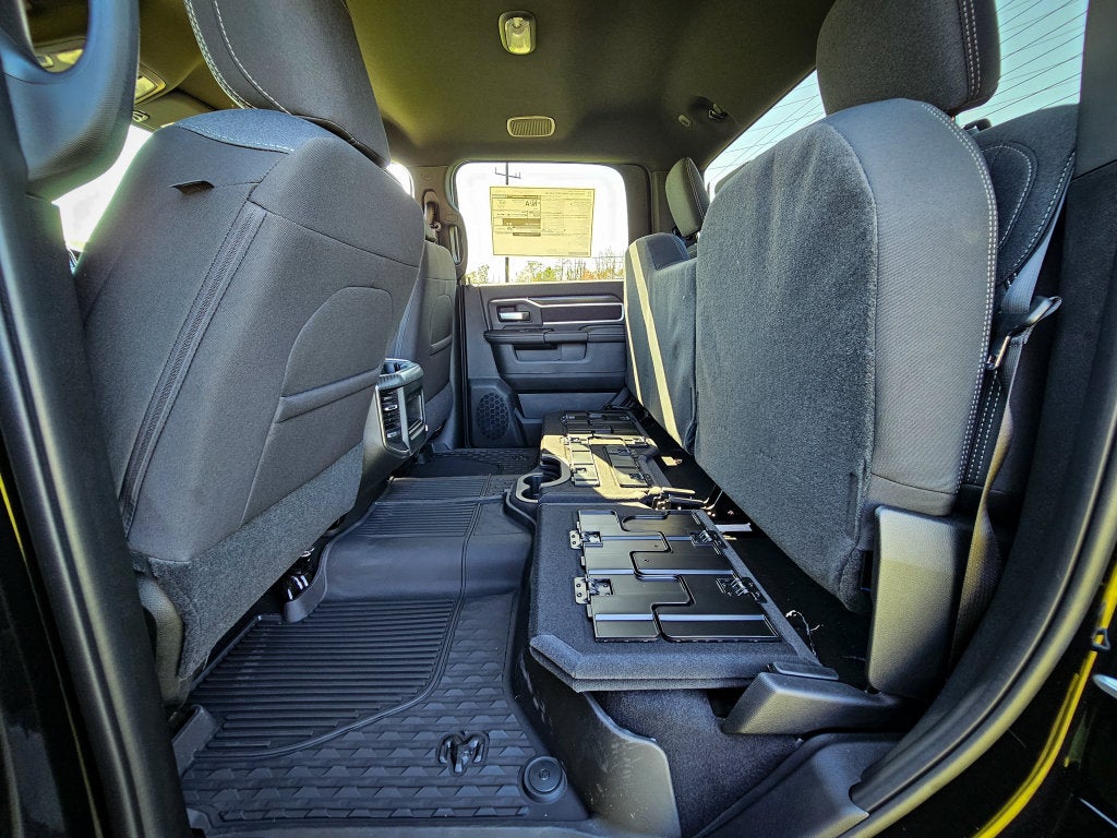 2027 RAM Ram 2500 RAM 2500 BIG HORN CREW CAB 4X4 6'4' BOX