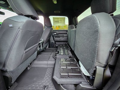 2027 RAM Ram 2500 RAM 2500 BIG HORN CREW CAB 4X4 6'4' BOX