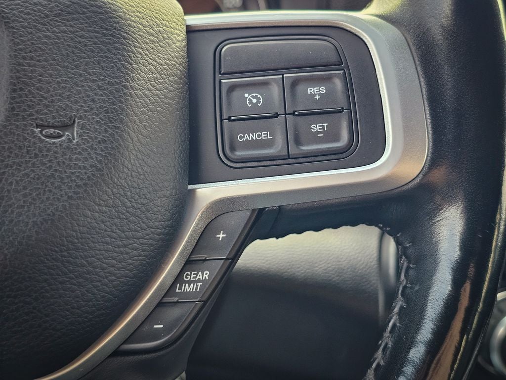 2019 RAM 2500 Big Horn Crew Cab 4x4 6'4' Box