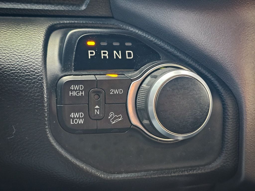 2019 RAM 2500 Big Horn Crew Cab 4x4 6'4' Box