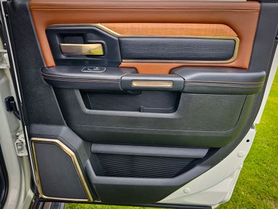2023 RAM 2500 Limited Longhorn Crew Cab 4x4 6'4' Box