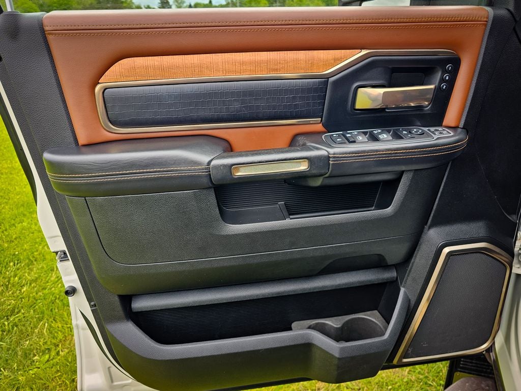 2023 RAM 2500 Limited Longhorn Crew Cab 4x4 6'4' Box