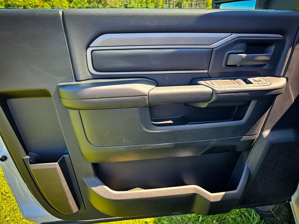 2027 RAM Ram 5500 Chassis Cab Tradesman