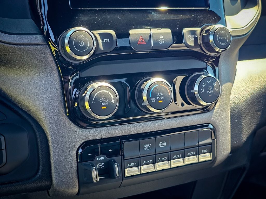 2027 RAM Ram 5500 Chassis Cab Tradesman