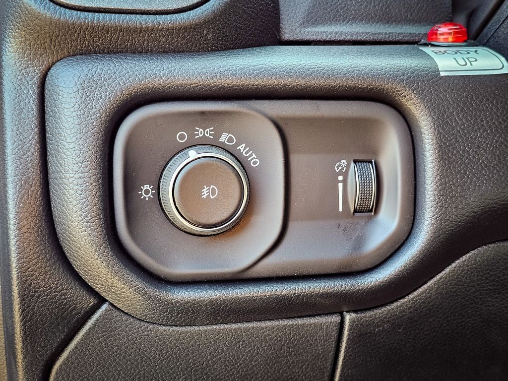 2026 RAM Ram 5500 Chassis Cab RAM 5500 TRADESMAN CHASSIS REGULAR CAB 4X4 60' CA