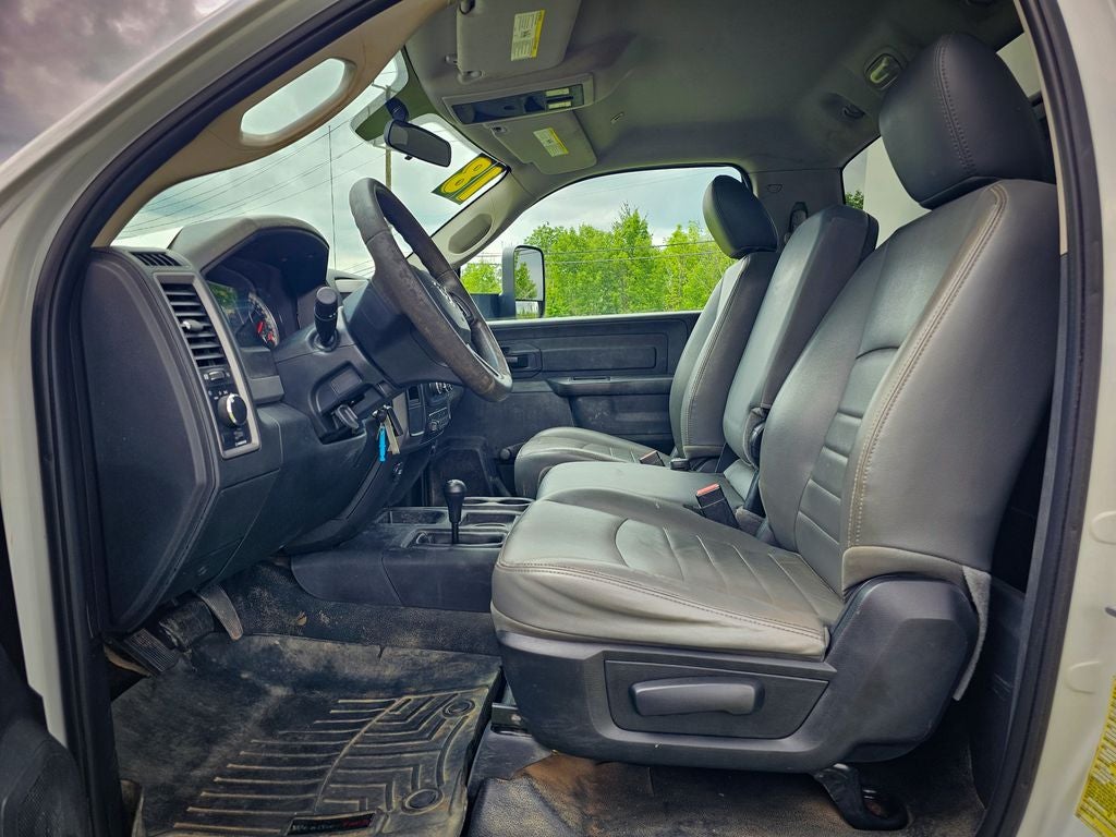 2018 RAM 5500 Chassis Tradesman/SLT