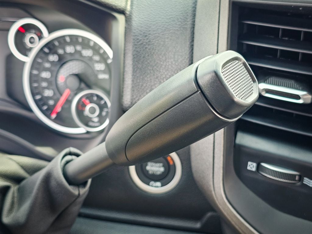 2026 RAM Ram 5500 Chassis Cab RAM 5500 TRADESMAN CHASSIS REGULAR CAB 4X4 84' CA