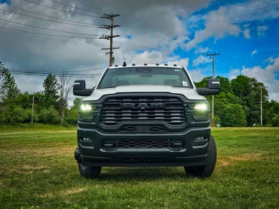 2026 RAM Ram 3500 Chassis Cab RAM 3500 TRADESMAN CHASSIS REGULAR CAB 4X4 60' CA