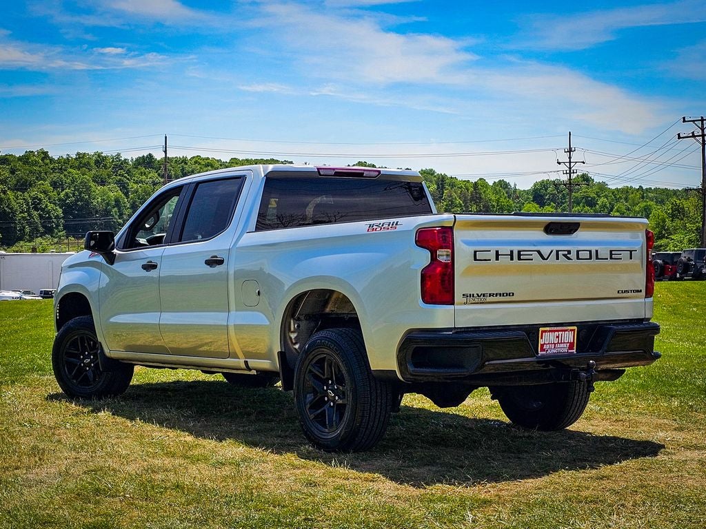 2022 Chevrolet Silverado 1500 Custom Trail Boss
