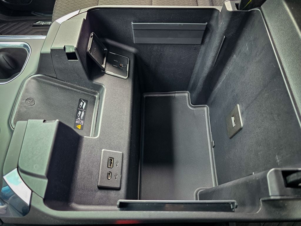 2022 Chevrolet Silverado 1500 4WD Crew Cab Short Bed RST