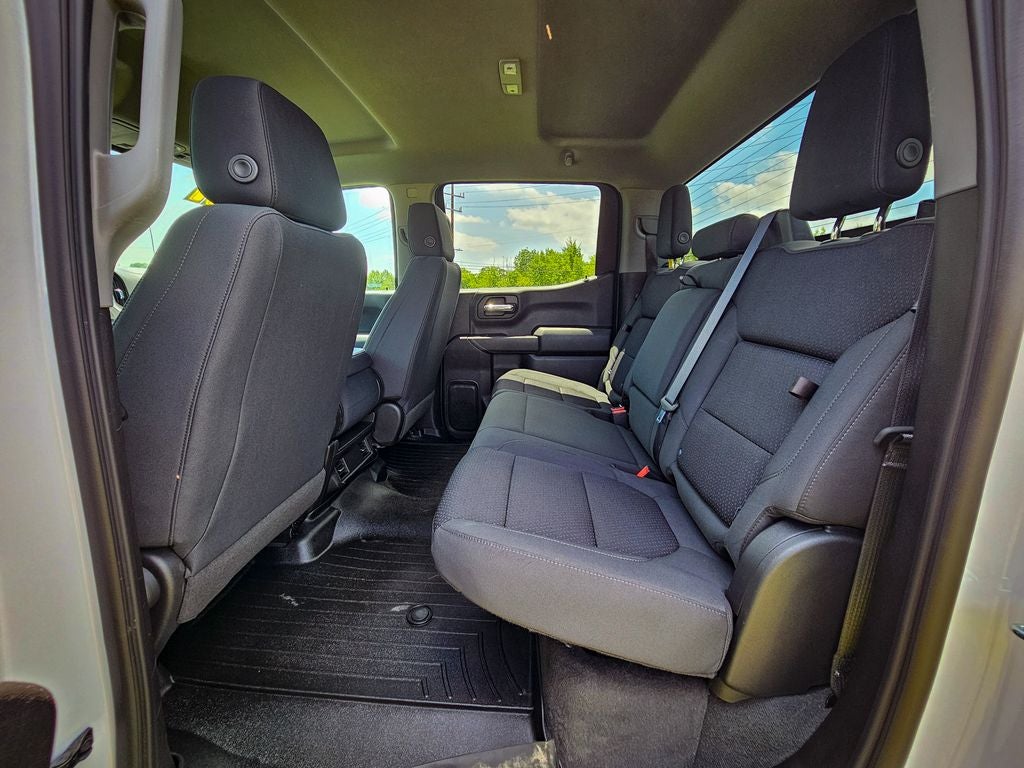 2021 Chevrolet Silverado 1500 4WD Crew Cab Short Bed Custom