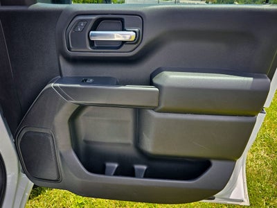 2021 Chevrolet Silverado 1500 4WD Crew Cab Short Bed Custom