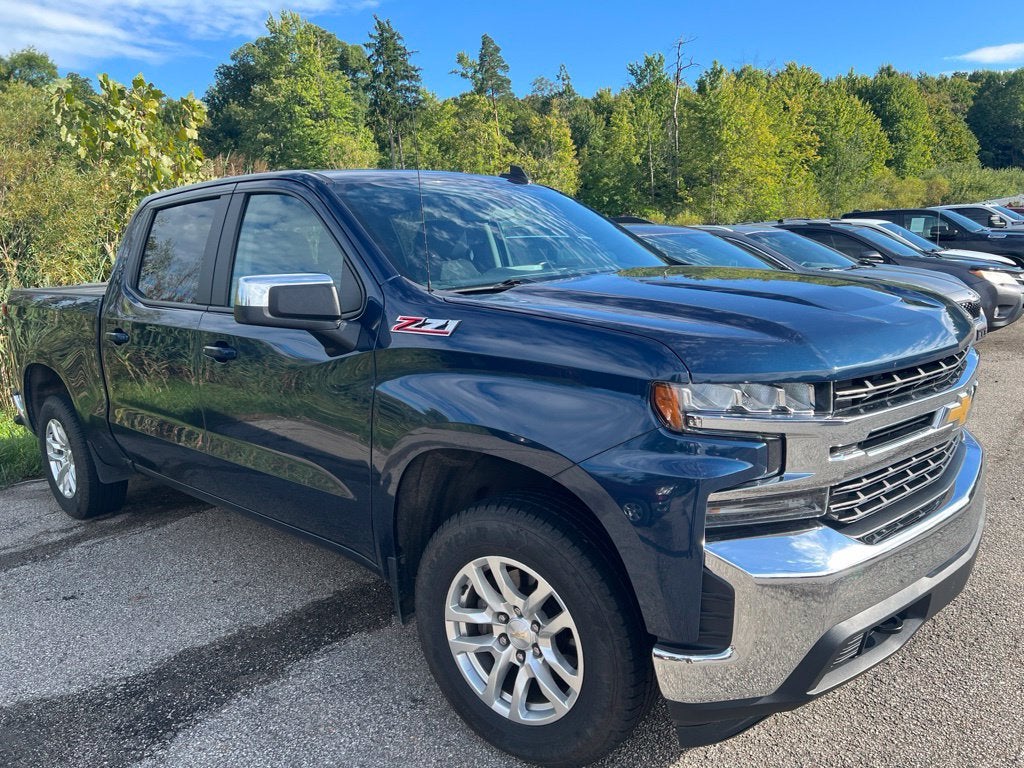 2021 Chevrolet Silverado 1500 4WD Crew Cab Short Bed LT