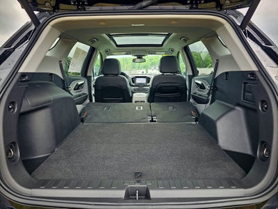 2023 GMC Terrain AWD SLT