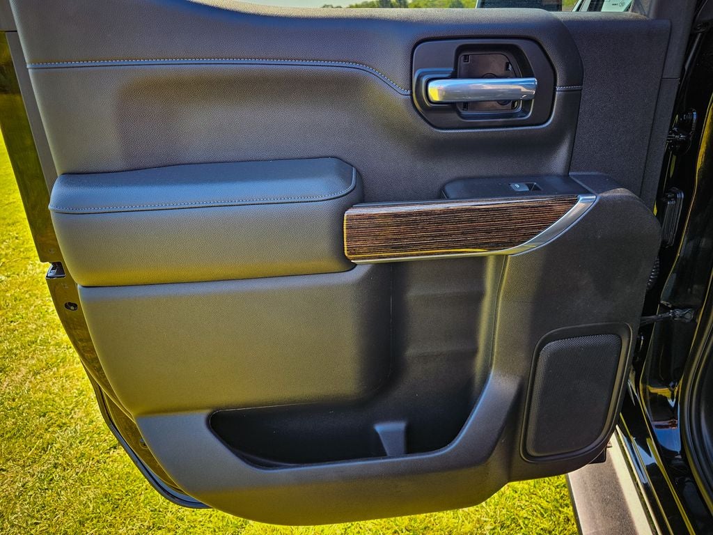 2022 GMC Sierra 1500 Limited 4WD Crew Cab Short Box Elevation