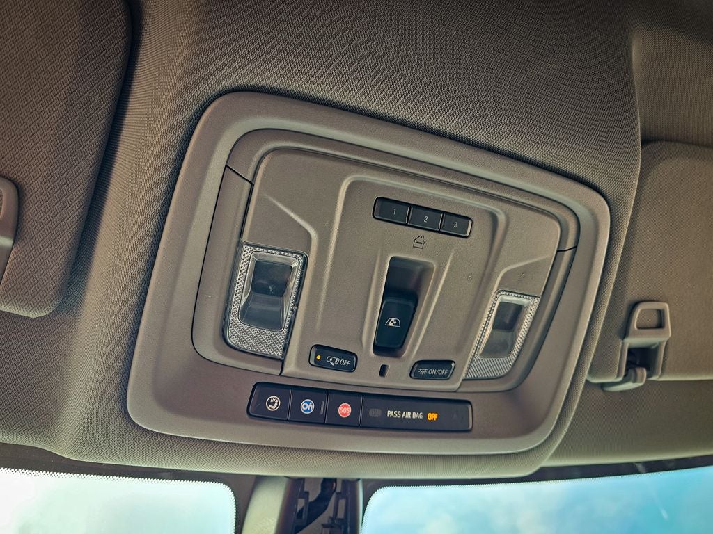 2020 GMC Sierra 1500 4WD Crew Cab Short Box Elevation