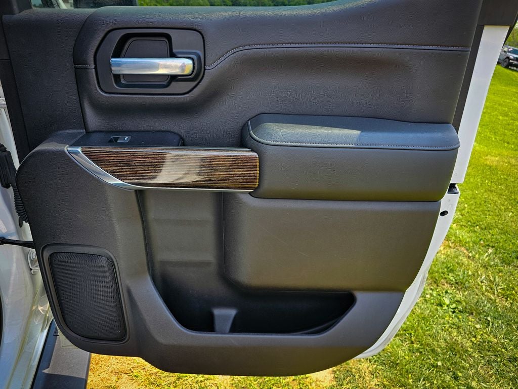 2020 GMC Sierra 1500 4WD Crew Cab Short Box Elevation