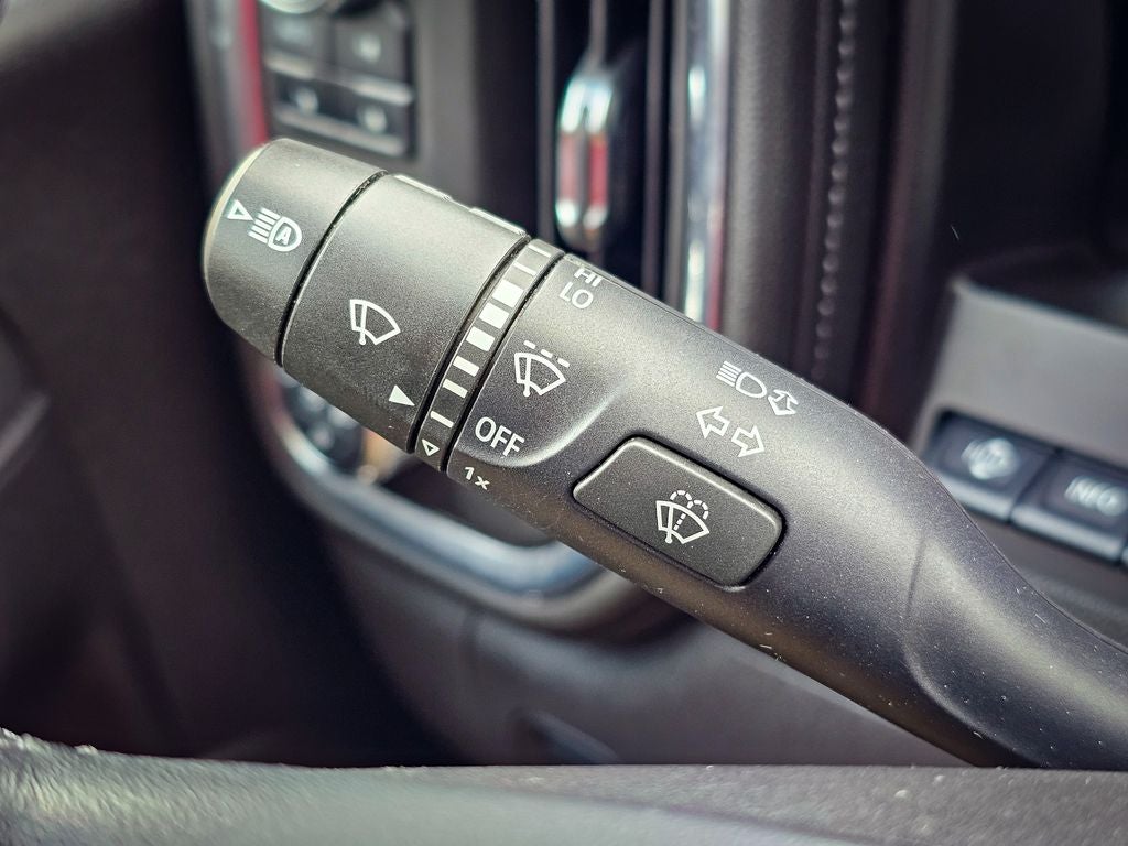 2021 GMC Sierra 1500 4WD Crew Cab Short Box Denali