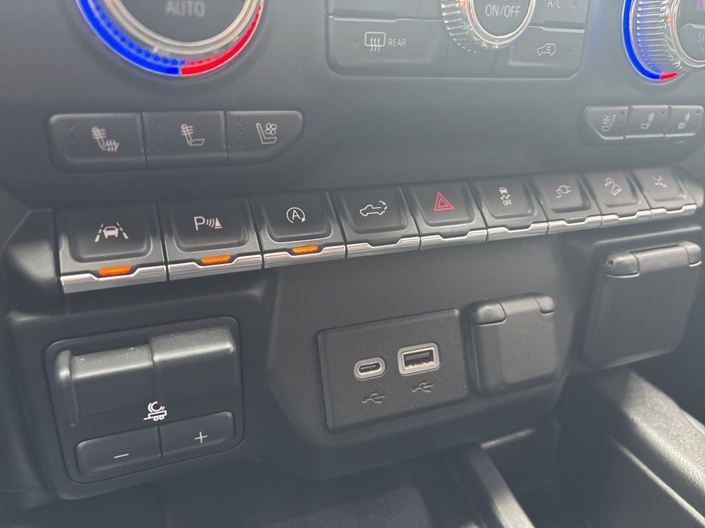 2020 GMC Sierra 1500 4WD Crew Cab Short Box Denali