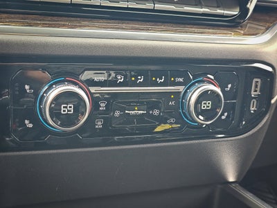 2023 GMC Sierra 1500 4WD Crew Cab Short Box Elevation with 3SB