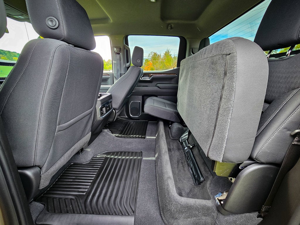2023 GMC Sierra 1500 4WD Crew Cab Short Box Elevation with 3SB