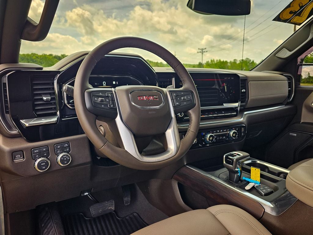 2023 GMC Sierra 1500 4WD Crew Cab Standard Box SLT