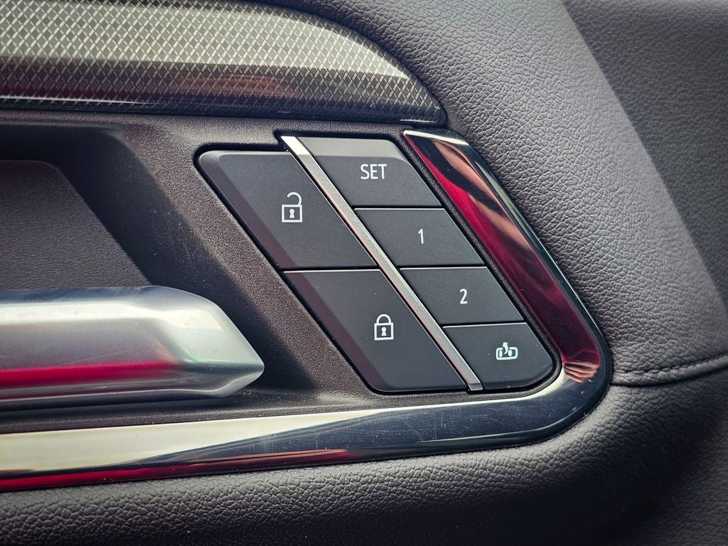 2024 GMC Sierra 1500 4WD Crew Cab Short Box AT4